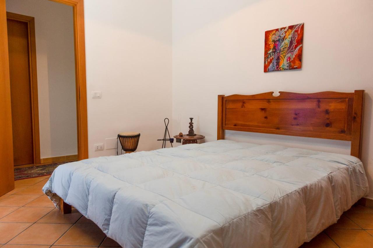 דירות טרפאני Casa Camelia מראה חיצוני תמונה